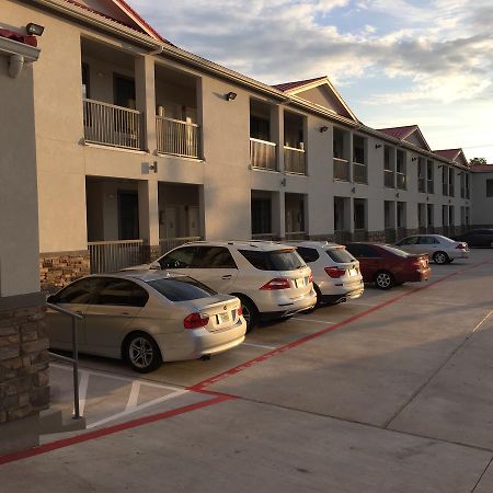 Scottish Inn And Suites Katy Esterno foto